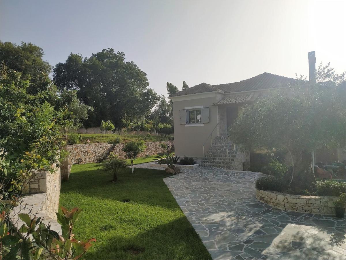 Villa Petra House Áno Korakiána Esterno foto
